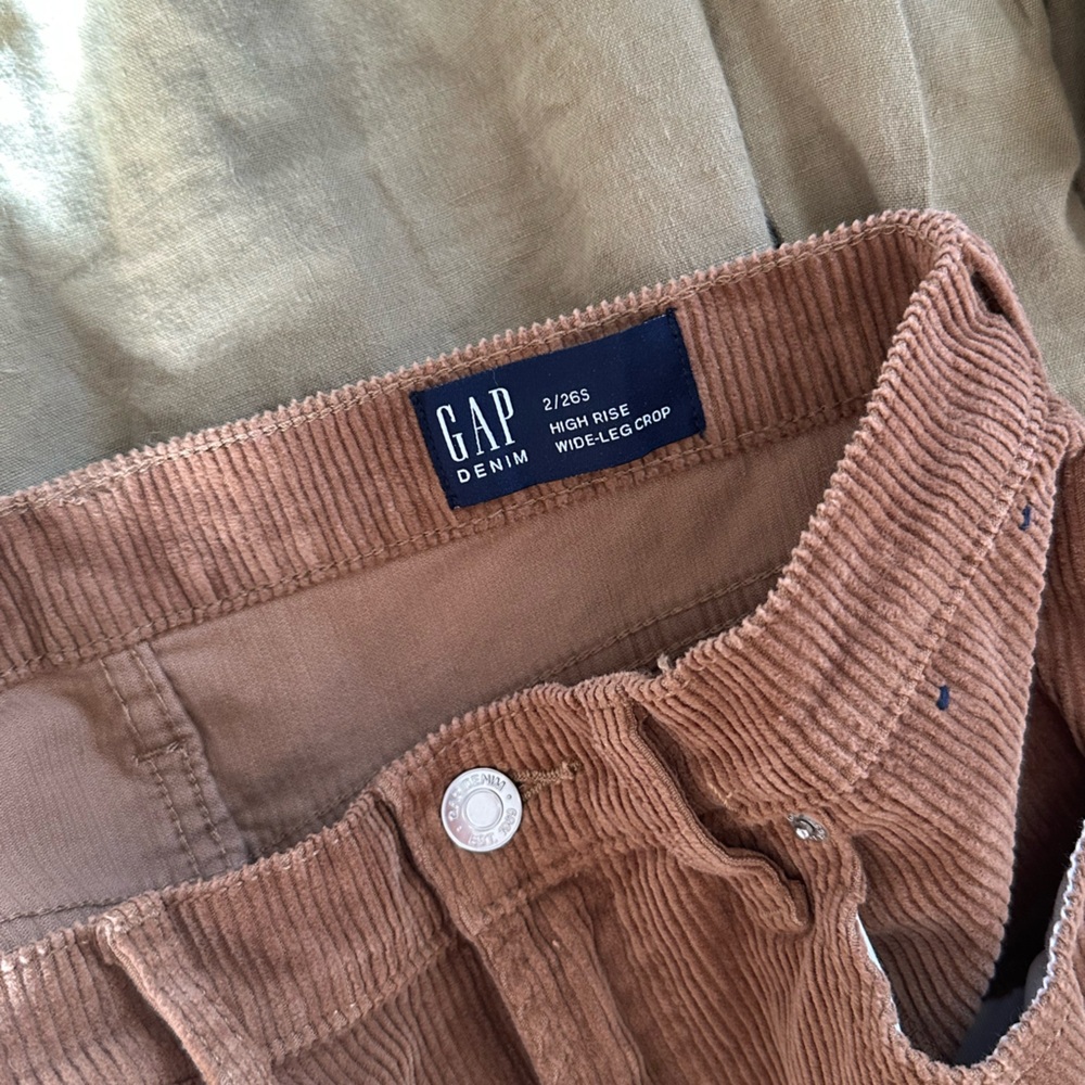 Gap High Rise Wide Leg Crop Corduroys - Picture 4 of 5